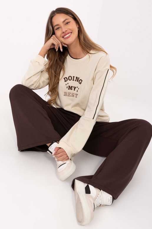 Tumši brūnas brīvā laika bikses