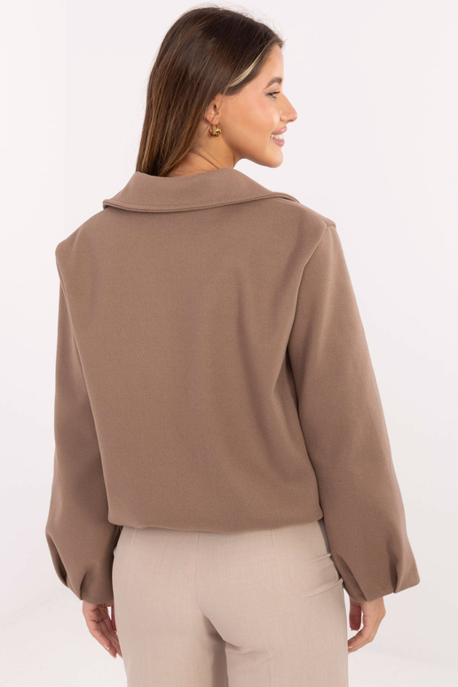 Jaka IT tumši smilškrāsas