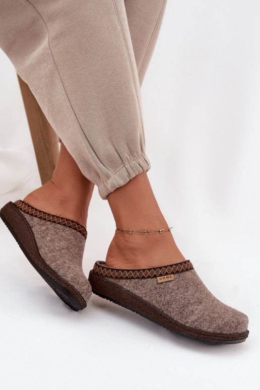 Čības  Z Haftem Inblu NL000009 smilšu krāsas Čības  Z Haftem Inblu NL000009 smilšu krāsas