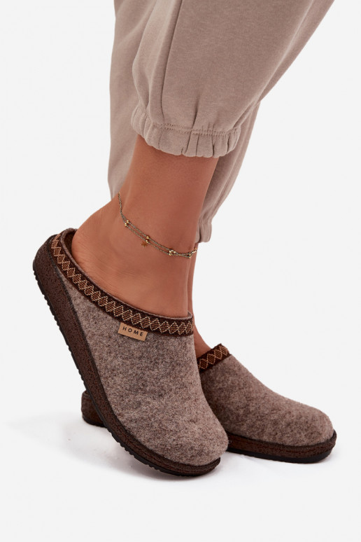 Čības  Z Haftem Inblu NL000009 smilšu krāsas Čības  Z Haftem Inblu NL000009 smilšu krāsas