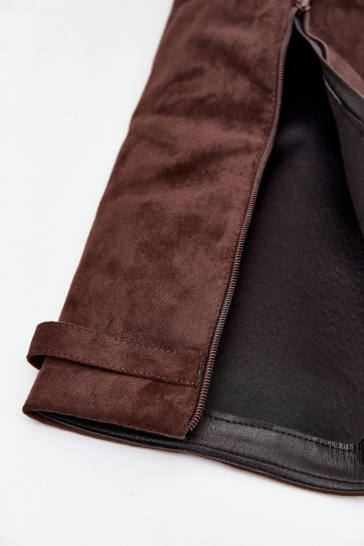 Sieviešu garie zābaki no eko zamšādas, ar stabiņa tipa papēdi, siltināti, ar dekorētu stulmu, šokolādes krāsā Evyra