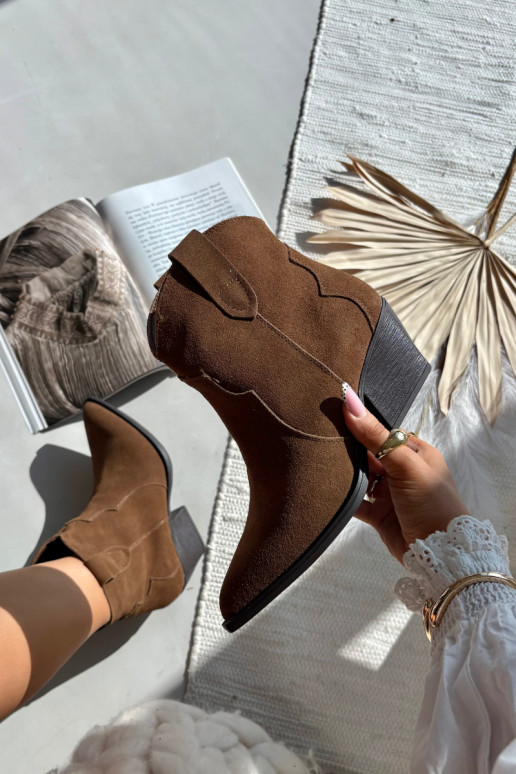 Ievilktie cowboy stila sieviešu zābaciņi no dabīgā zamša Beretta brūnā krāsā