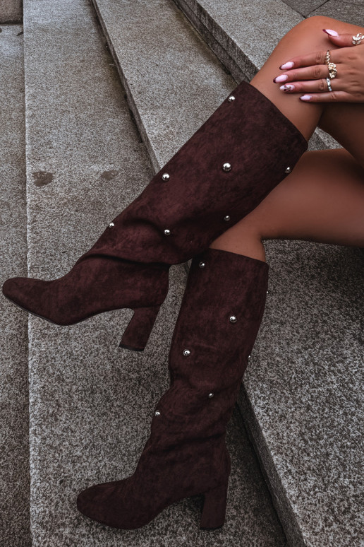 Siltie sieviešu gari zābaki ar papēžiem un greznām detaļām šokolādes krāsā Lucinda