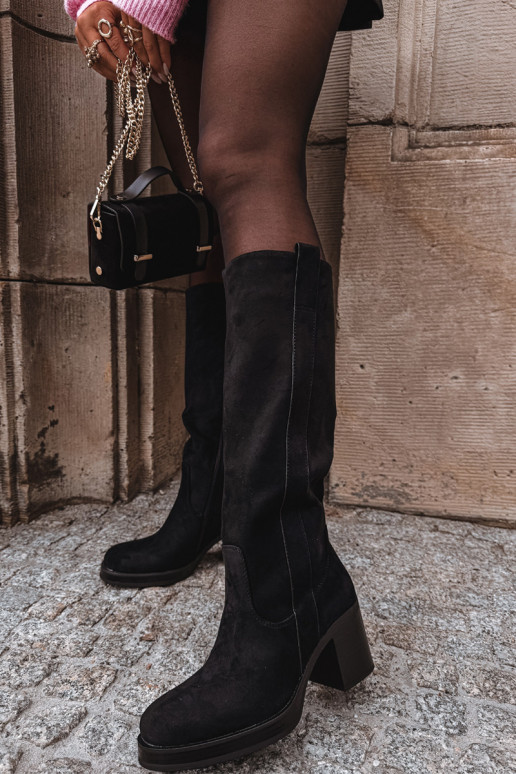 Sieviešu garie zābaki Uz masīva pola melnas krāsas Sanelle