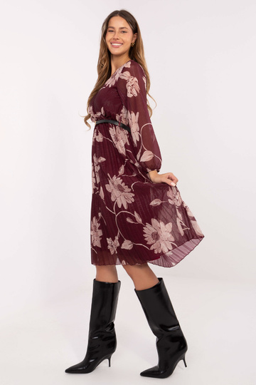 Kleita bordo 2