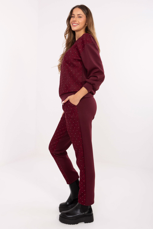 Komplekts bordo