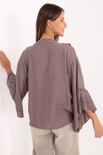 Krekliņš tumši smilšu krāsas