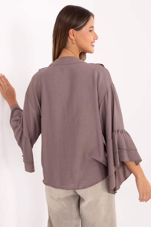 Krekliņš tumši smilšu krāsas