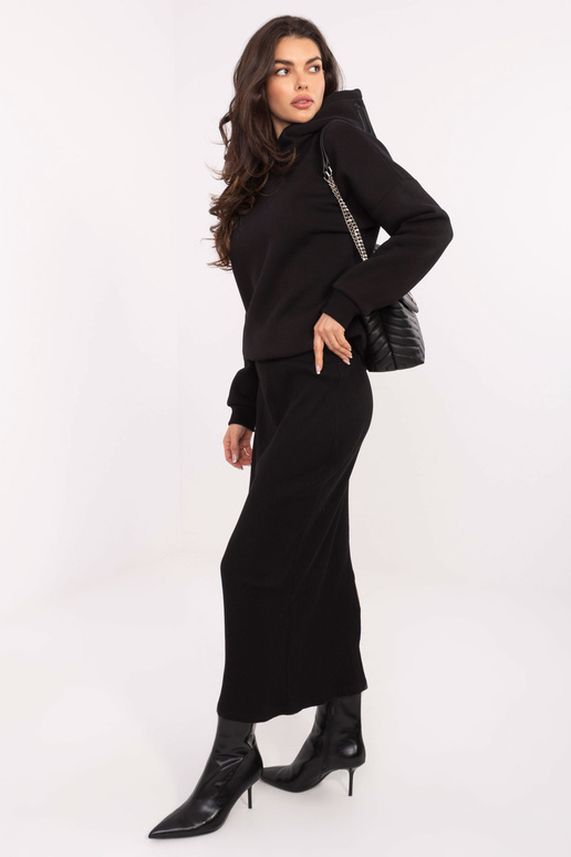 Zils džemperis ar rāvējslēdzēju, melns