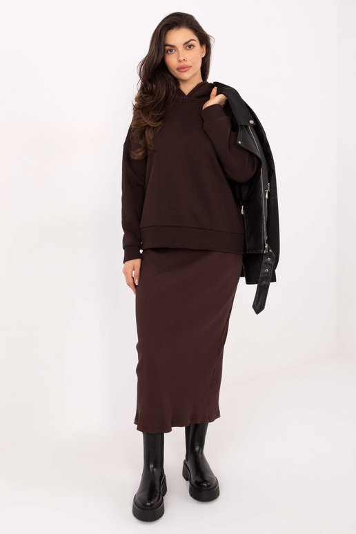 Tumši brūns svārks