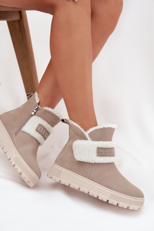 sniega apavi Sieviešu puszābaki Z Naturalnego Zamszu ar siltinājumu Lee Cooper LCJ-25-01-3739 Pelēkas krāsas sniega apavi Sieviešu puszābaki Z Naturalnego Zamszu ar siltinājumu Lee Cooper LCJ-25-01-3739 Pelēkas krāsas