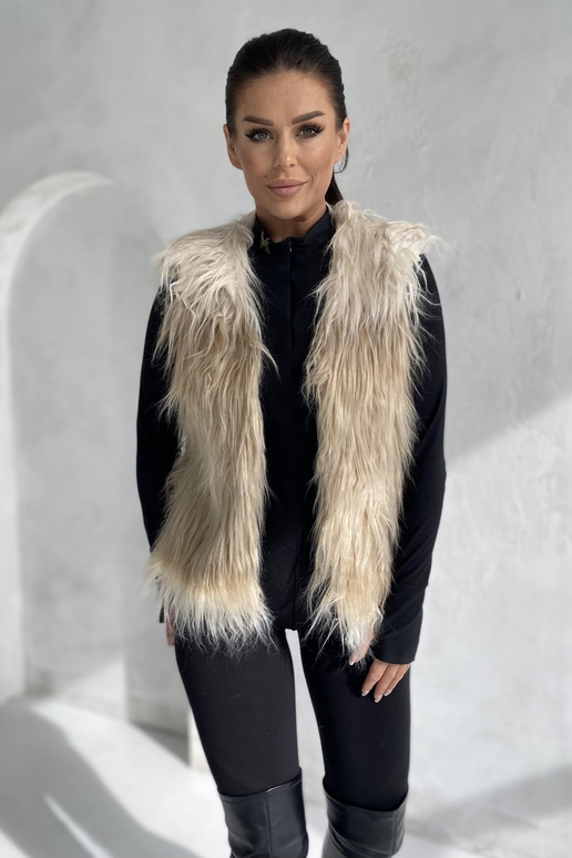 Smilšu krāsas veste