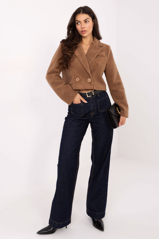 Karameles krāsas jaka