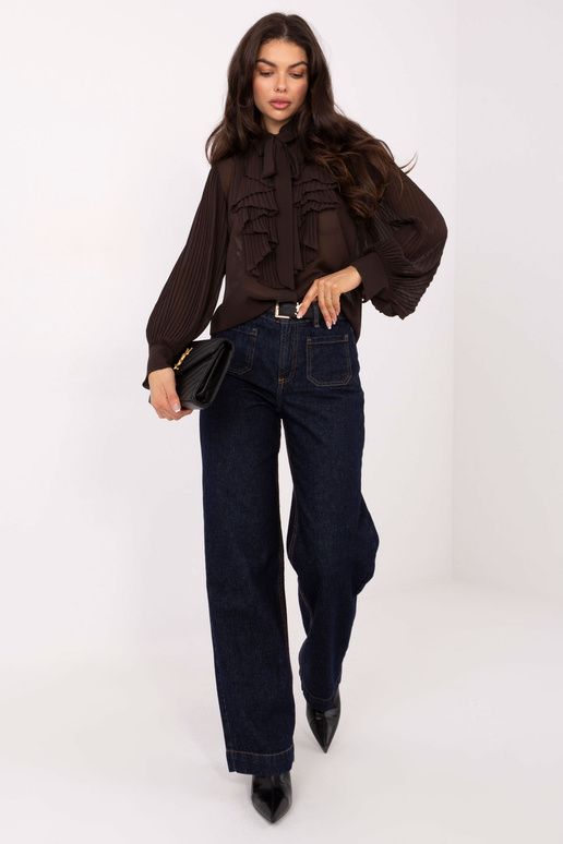 Tumši brūnas krekls