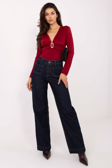 Bordo krāsas ķermeņa maisījums