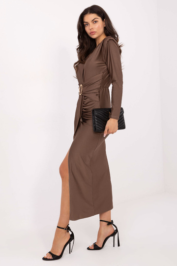 Tumši smilškrāsas kleita