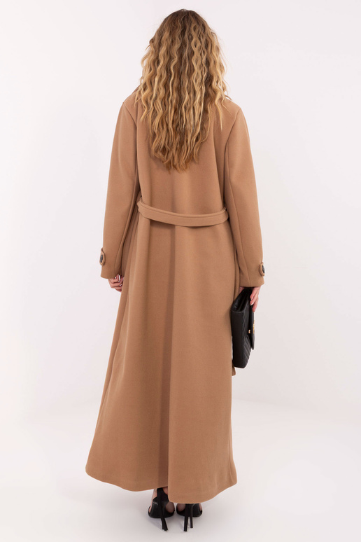 Jaka kamieļa krāsā