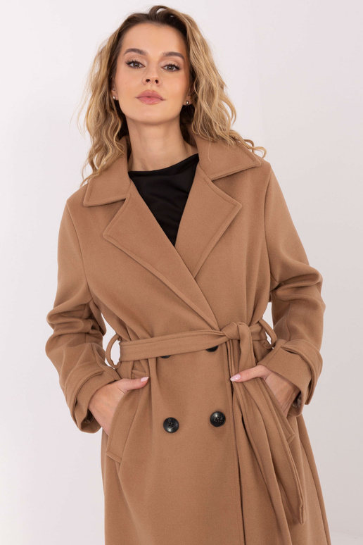 Jaka kamieļa krāsā