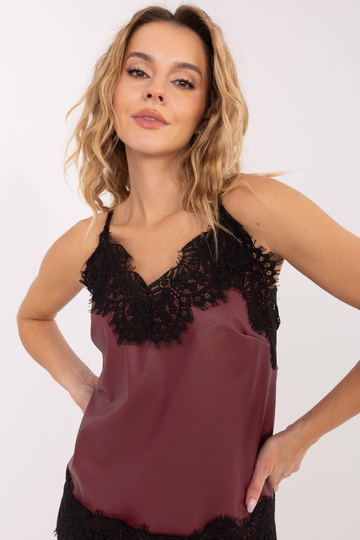 Topi sarkani ķiršu krāsā 2