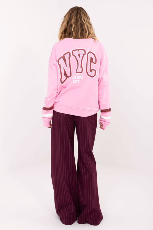 Zila džempera gaiši rozā krāsa