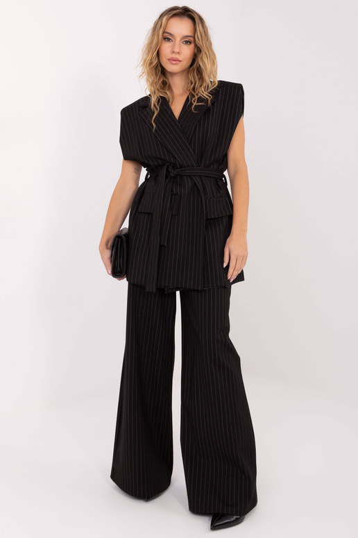 Veste IT KZ melnā krāsā