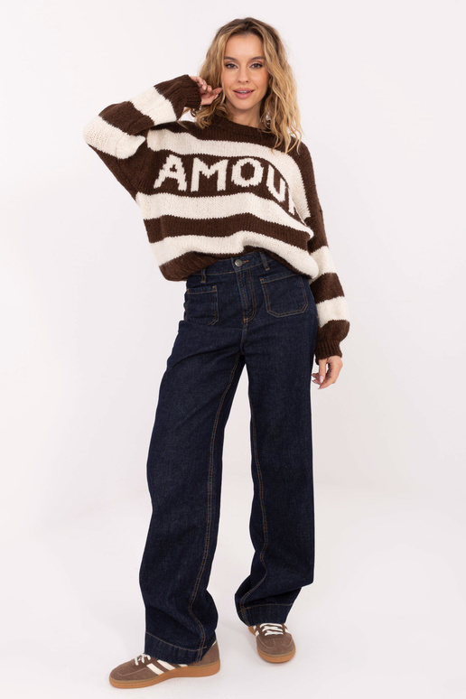 Džemperis brūnā krāsā