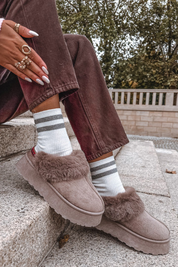 Sieviešu sniega zābaki ar platformu un kažokādu ar izšuvumu smilšu krāsā Querina