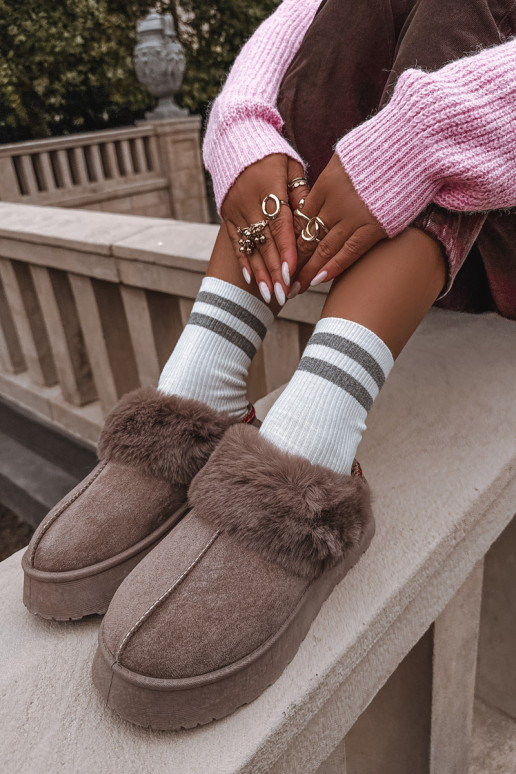 Sieviešu sniega zābaki ar platformu un kažokādu ar izšuvumu smilšu krāsā Querina