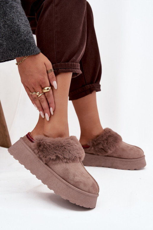 Sieviešu sniega zābaki ar platformu un kažokādu ar izšuvumu smilšu krāsā Querina