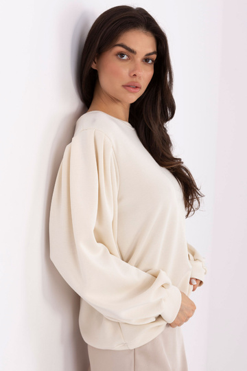 Tumši brūnas bikses