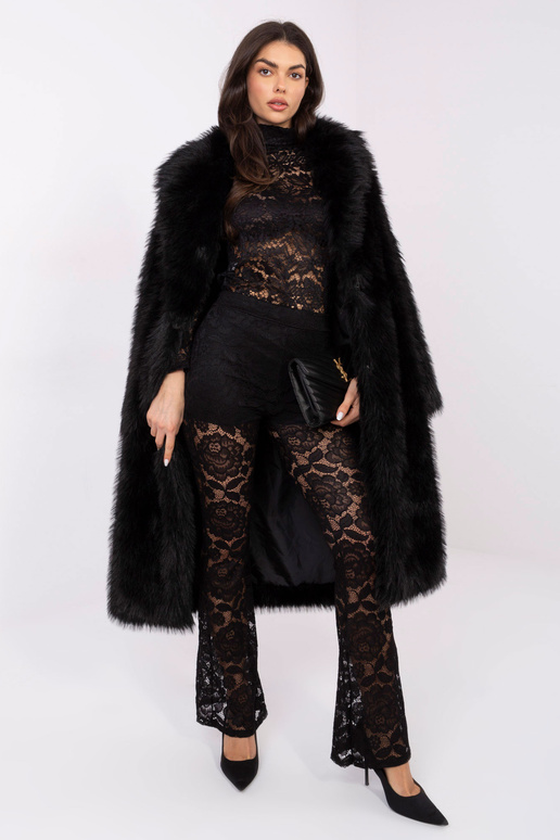 Bikses MI melnā krāsā