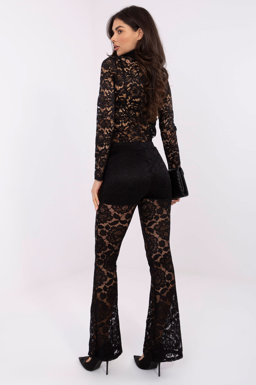 Bikses MI melnā krāsā