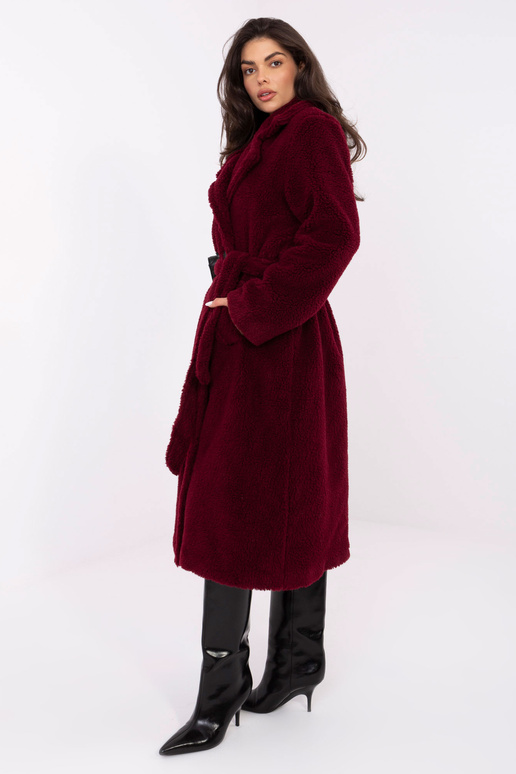 Garš sarkans mētelis