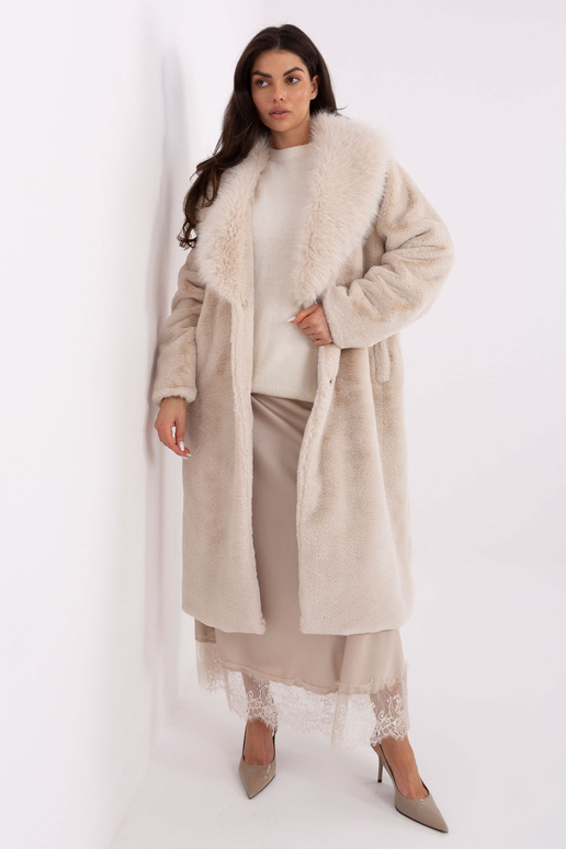 Mētelis gaiši smilškrāsas