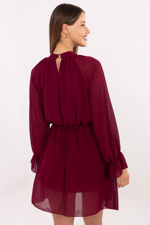 Bordo krāsas kleita