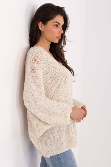 Džemperis gaiši smilškrāsas 2