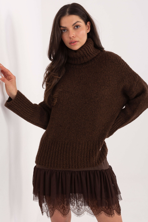 Tumši brūns džemperis