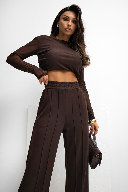 Tumši brūnas sporta bikses