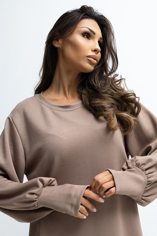 Kleita tumši smilškrāsas