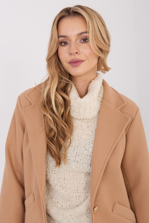 Mētelis kamieļa krāsā