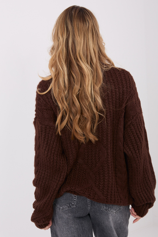 Tumši brūns džemperis