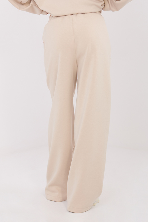 Gaiši smilškrāsas bikses