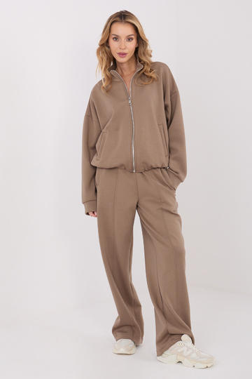 Tumši smilškrāsas jaka 2