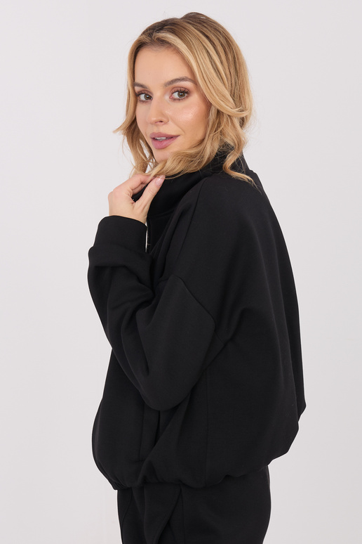 Tumši zils džemperis