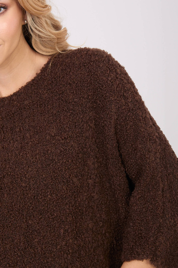 Tumši brūns džemperis