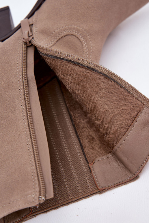 zamšādas kovboju stila puszābaki  ar papēdi siltināti smilšu krāsas Dylira