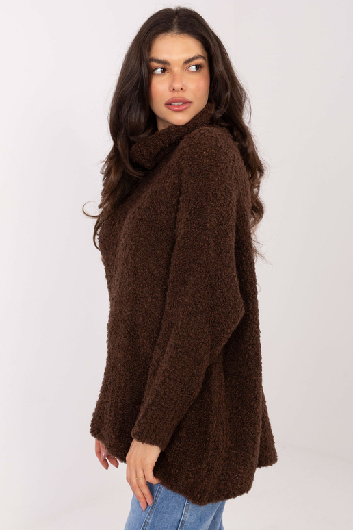 Tumši brūns džemperis