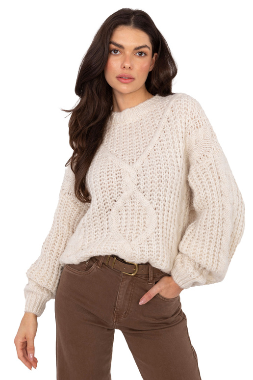 Gaiši smilškrāsas džemperis