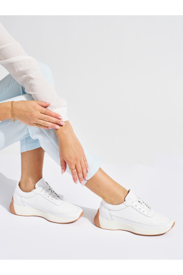    balta krāsa  sieviešu apavi  2