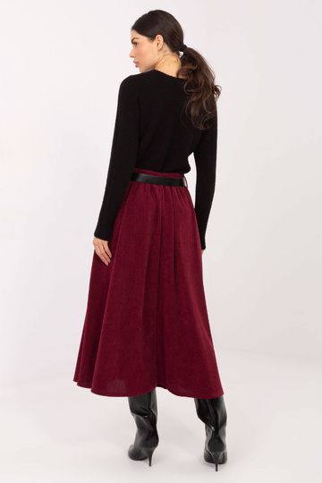 Svārki bordo krāsā